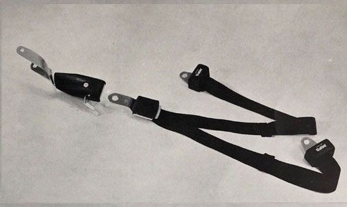 Vehicle seat belt with buckle and adjustment straps