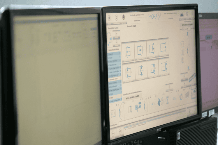Software-Oberfläche mit Sicherheitsdiagrammen und Symbolen
